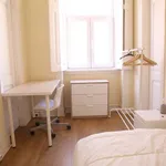 Rent a room in lisbon