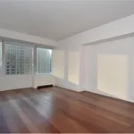 Rent 2 bedroom apartment of 204 m² in New York