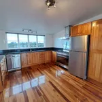 Rent 4 bedroom house in Kaipātiki