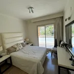 Rent 3 bedroom apartment of 200 m² in Sierra Blanca