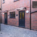 Rent 4 bedroom apartment of 55 m² in Leicester