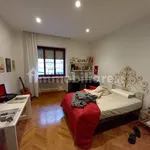 Rent 5 bedroom apartment of 180 m² in Turin