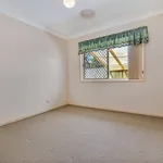 Rent 3 bedroom house in Pelican Waters