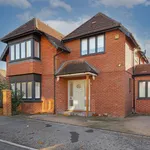 Rent 4 bedroom house in South East England