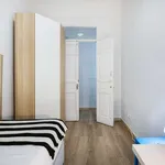 Rent a room in madrid