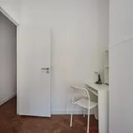 Rent 15 bedroom apartment in Lisbon