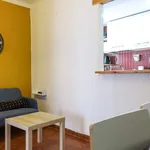 Rent a room of 80 m² in valencia