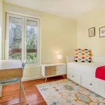 Rent 3 bedroom apartment in Lisbon