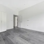 Rent 1 bedroom apartment in Surrey