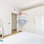 Rent 4 bedroom apartment of 170 m² in Milan