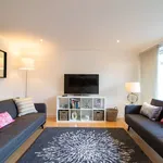 Rent 2 bedroom apartment of 785 m² in Glasgow