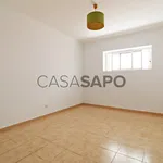 Rent 1 bedroom house of 110 m² in Seixal