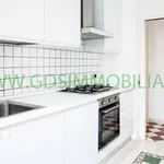 Rent 5 bedroom apartment of 100 m² in Roma