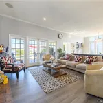 Rent 3 bedroom house of 183 m² in studio city