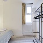 Rent 5 bedroom flat of 49 m² in Luton