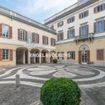 Rent 5 bedroom apartment of 180 m² in Monza