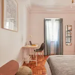 Rent 7 bedroom apartment in Lisbon