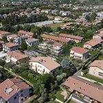 Affitto 2 camera appartamento di 120 m² in Lazise