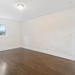 Rent 3 bedroom apartment in Jersey City