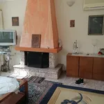 Rent 4 bedroom house in Athens