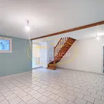 Appartement de 104 m² avec 4 chambre(s) en location à Tréveray