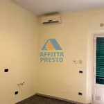 Rent 4 bedroom apartment of 95 m² in Florence