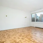 Rent 1 bedroom apartment of 83 m² in New York