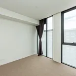 Rent 2 bedroom apartment in South Brisbane