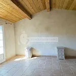 Rent 4 bedroom house of 109 m² in Maillane