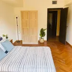 Rent a room of 200 m² in milan