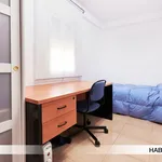 Alquilo 3 dormitorio apartamento de 11 m² en Seville