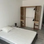 Appartement de 100 m² avec 3 chambre(s) en location à Toulon