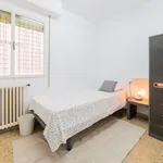 Rent a room of 150 m² in valencia