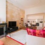 Rent 2 bedroom apartment of 64 m² in Bordeaux