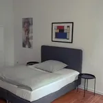 Rent 4 bedroom apartment of 120 m² in Berlin