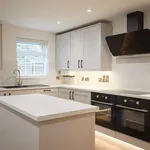 Rent 5 bedroom flat in East Of England