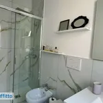 Rent 3 bedroom apartment of 82 m² in Milan