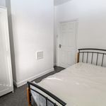 Rent 4 bedroom house in Leeds