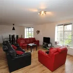 Rent 3 bedroom apartment in Yorkshire And The Humber