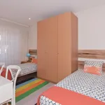 Rent 5 bedroom apartment in Porto