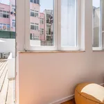 Rent 3 bedroom apartment in Lisbon