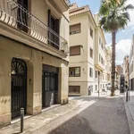 Rent 2 bedroom apartment of 35 m² in Barcelona