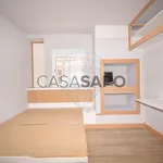 Rent 7 bedroom house of 195 m² in Amadora