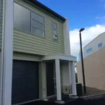 Rent 3 bedroom house in Chartwell