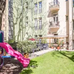 Rent 1 bedroom apartment of 38 m² in Prague