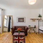 Rent 1 bedroom apartment of 40 m² in Berlin