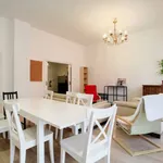 Rent a room of 145 m² in madrid