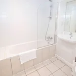 Rent 2 bedroom flat of 699 m² in Glasgow