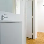 Rent 6 bedroom apartment in Lisbon