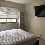 Rent 3 bedroom apartment in La Costa